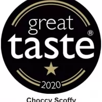 Cutie metalica in forma de pisica roz cu trufe de ciocolata Monty 135g