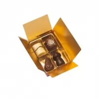 Pachet cadou cu vin rose Alie panetone Brera si praline Valentino