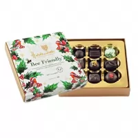 Pachet cadou cu vin rosu Manzanos si praline Holdsworth