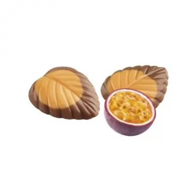 Bomboane de ciocolata cu lapte si crema de fructul pasiunii in cutie metalica Amatller 60g