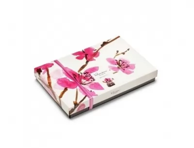 Cutie cu praline de ciocolata belgiana Cherry Blossom Box Valentino 225g