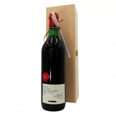 Vin rosu Merlot Dealu Mare 1984 in cutie de lemn