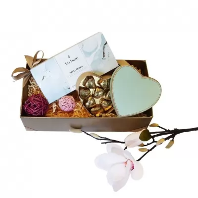Pachet cadou ceai  Tea Forte si ciocolata Valentino Sweet Blue Heart Gift